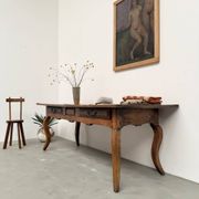 Table, drapière en noyer, XIXème s.