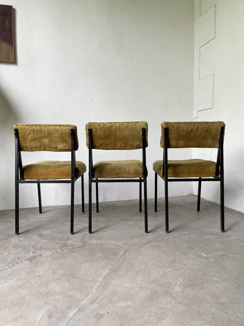 Set de trois chaises années 50