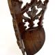 Petite étagère d’angle en bois sculpté