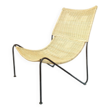 Wicker lounge chair