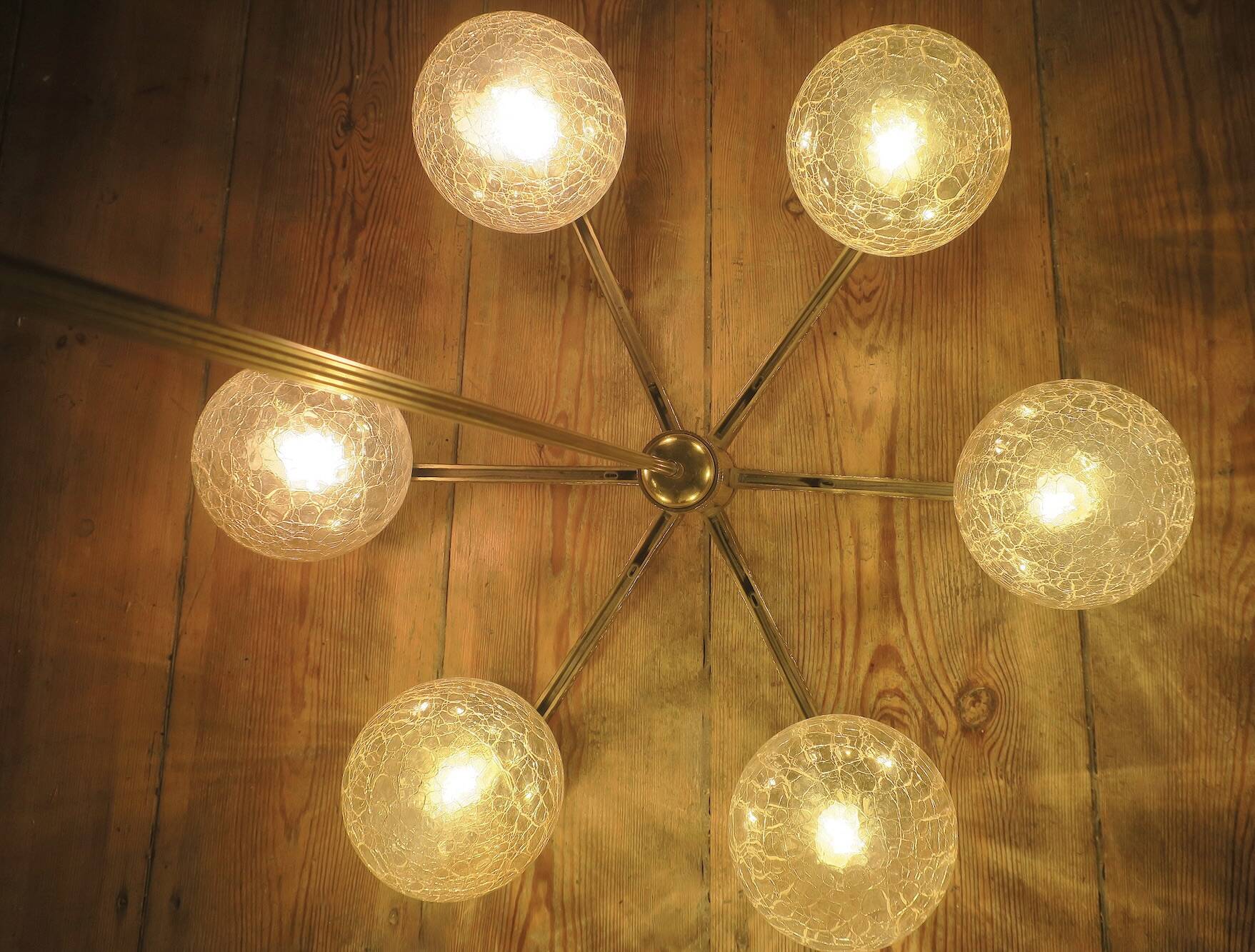 Angelo Brotto intricate gold-plated brass chandelier 6 globes, Italy 1960s