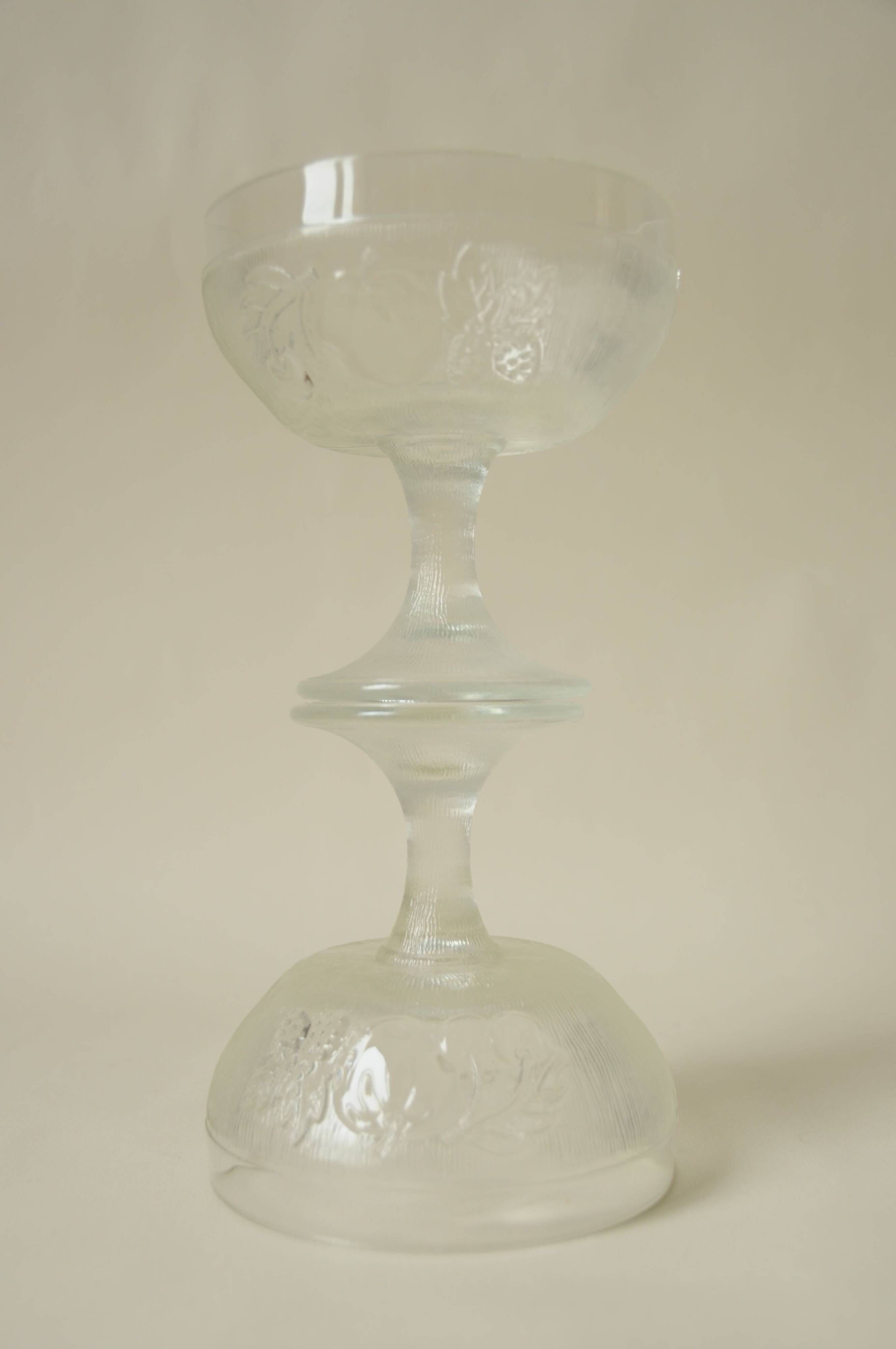 Vintage footed dessert bowls in molded glass - fruit motifs