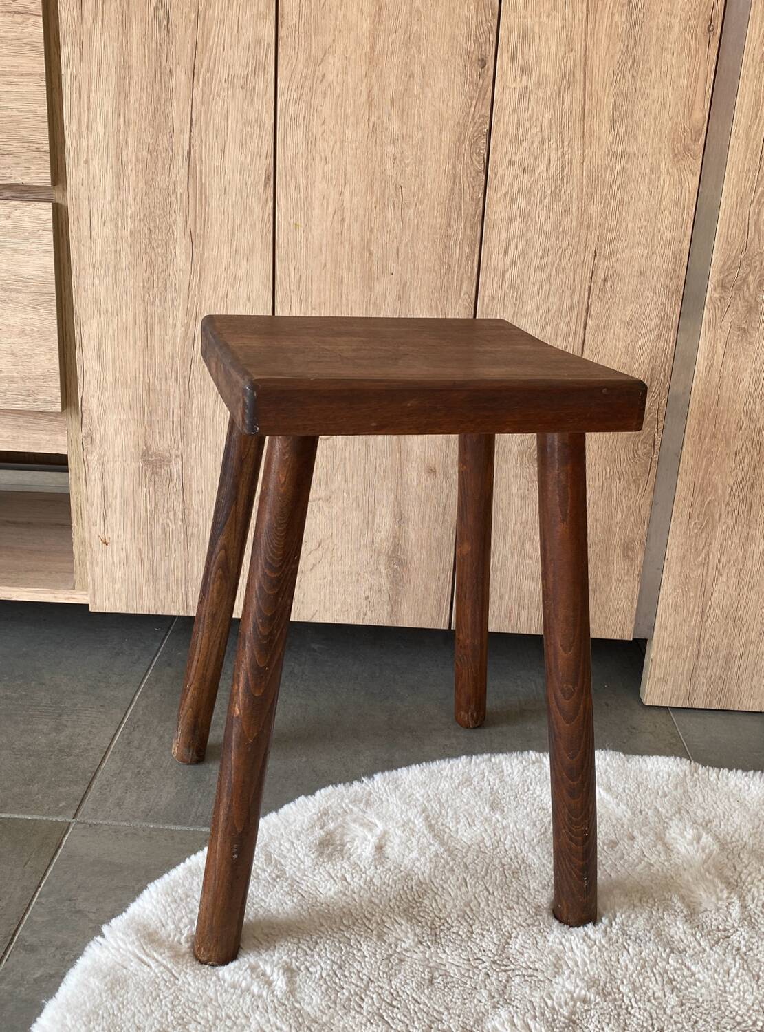 Farm stool