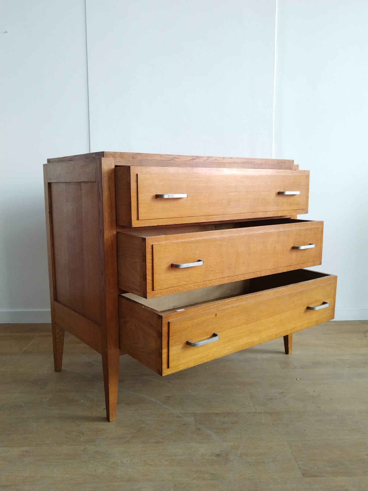 Commode vintage