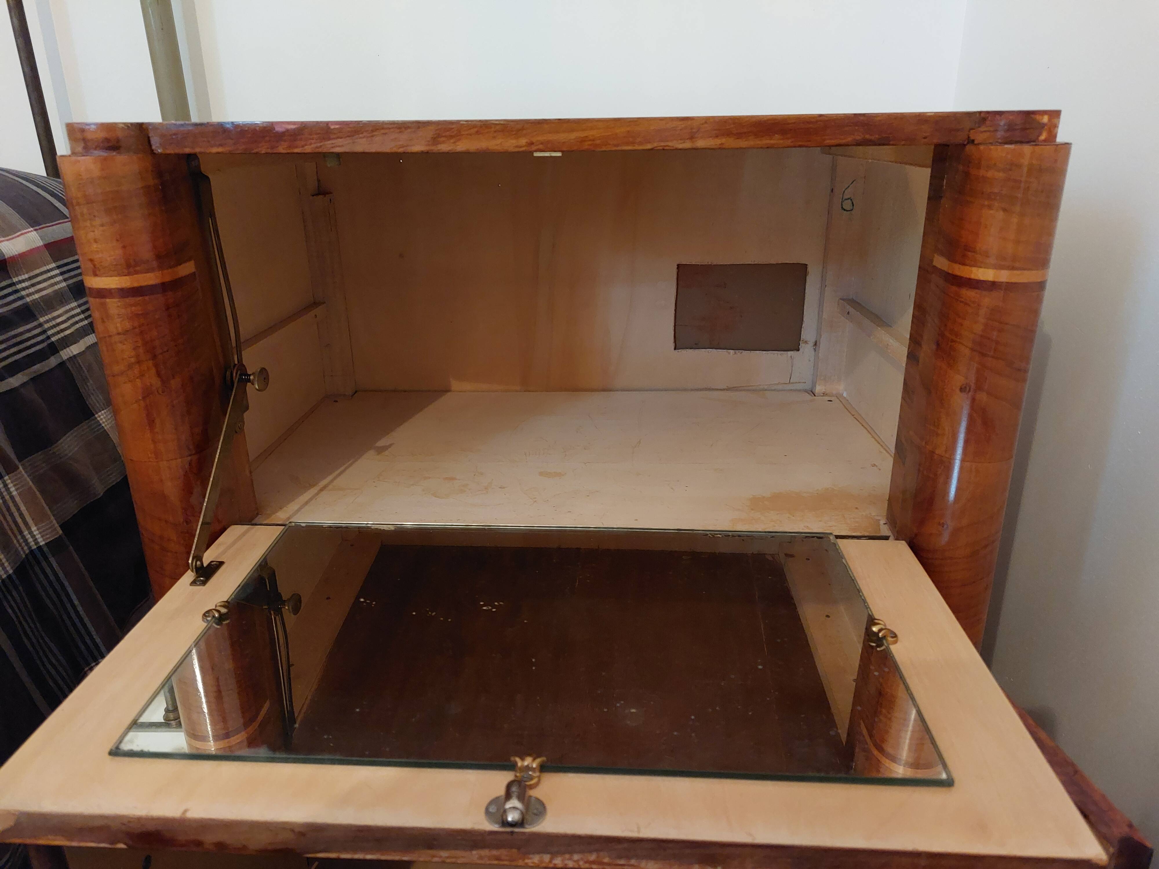 Art deco furniture
