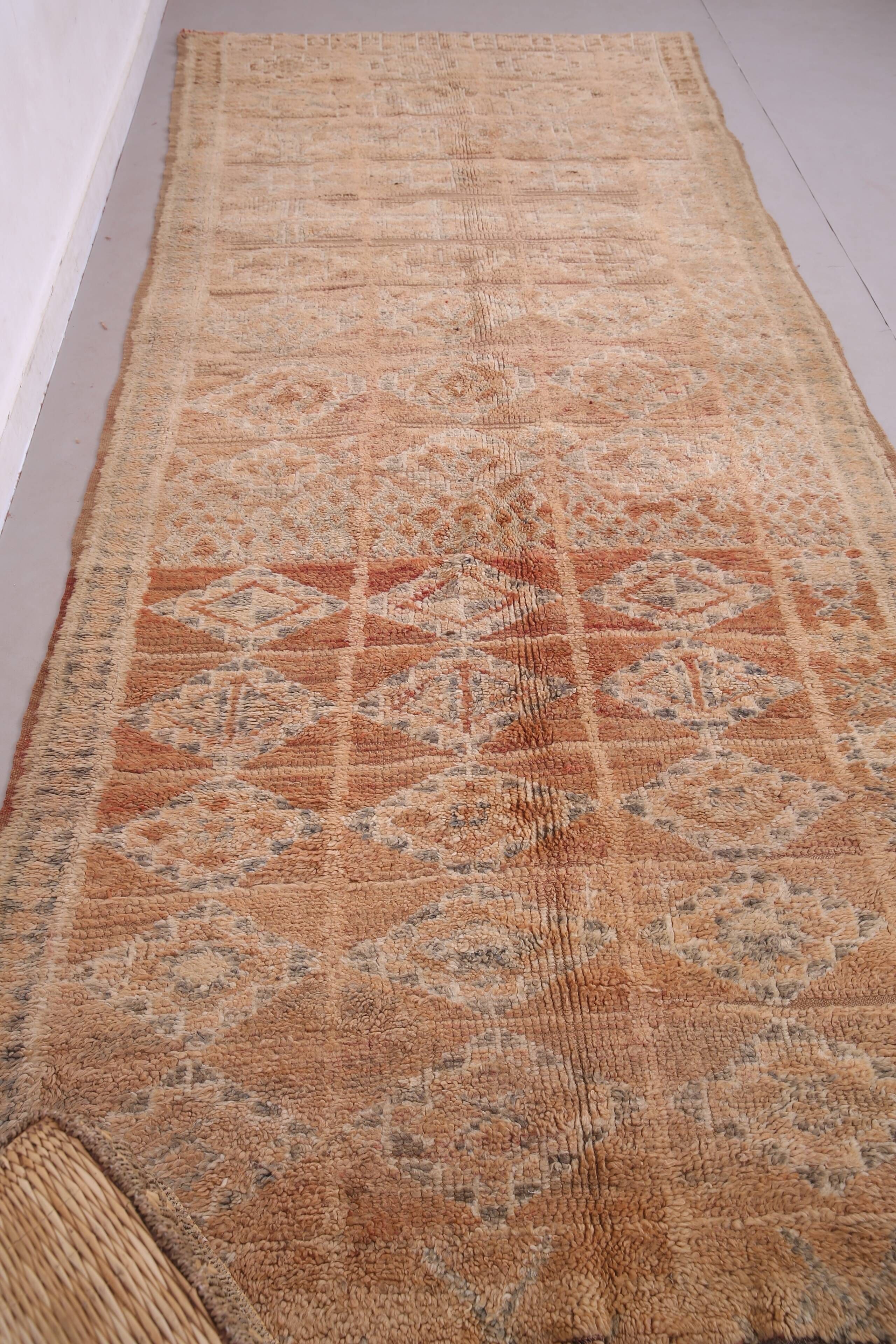 Peach Vintage Moroccan Rug 164 x 376 cm - Berber Wool Rug - Handmade Rug
