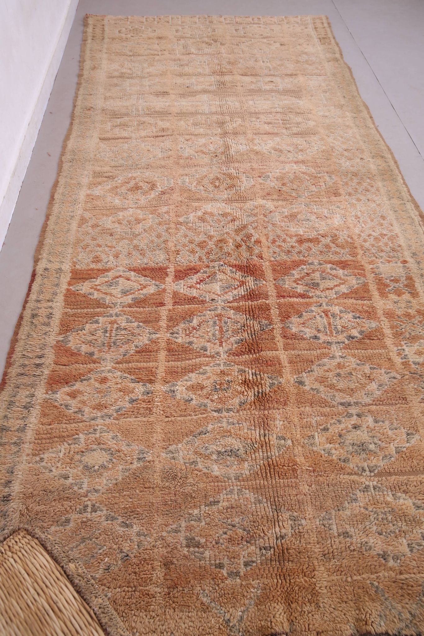 Peach Vintage Moroccan Rug 164 x 376 cm - Berber Wool Rug - Handmade Rug
