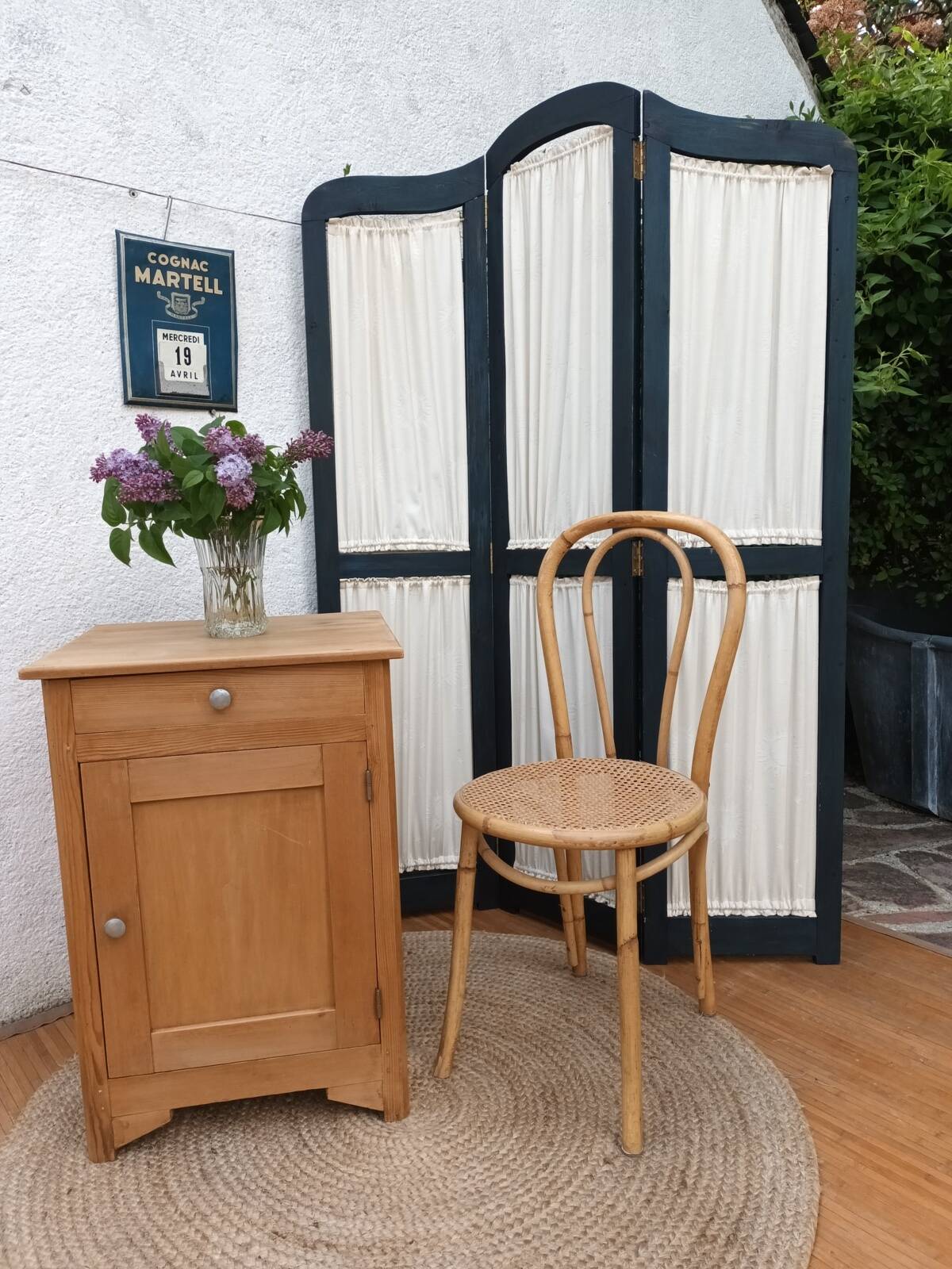 Small Parisian buffet in solid wood
