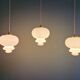Trio de suspensions scandinaves en opaline blanche, 1960