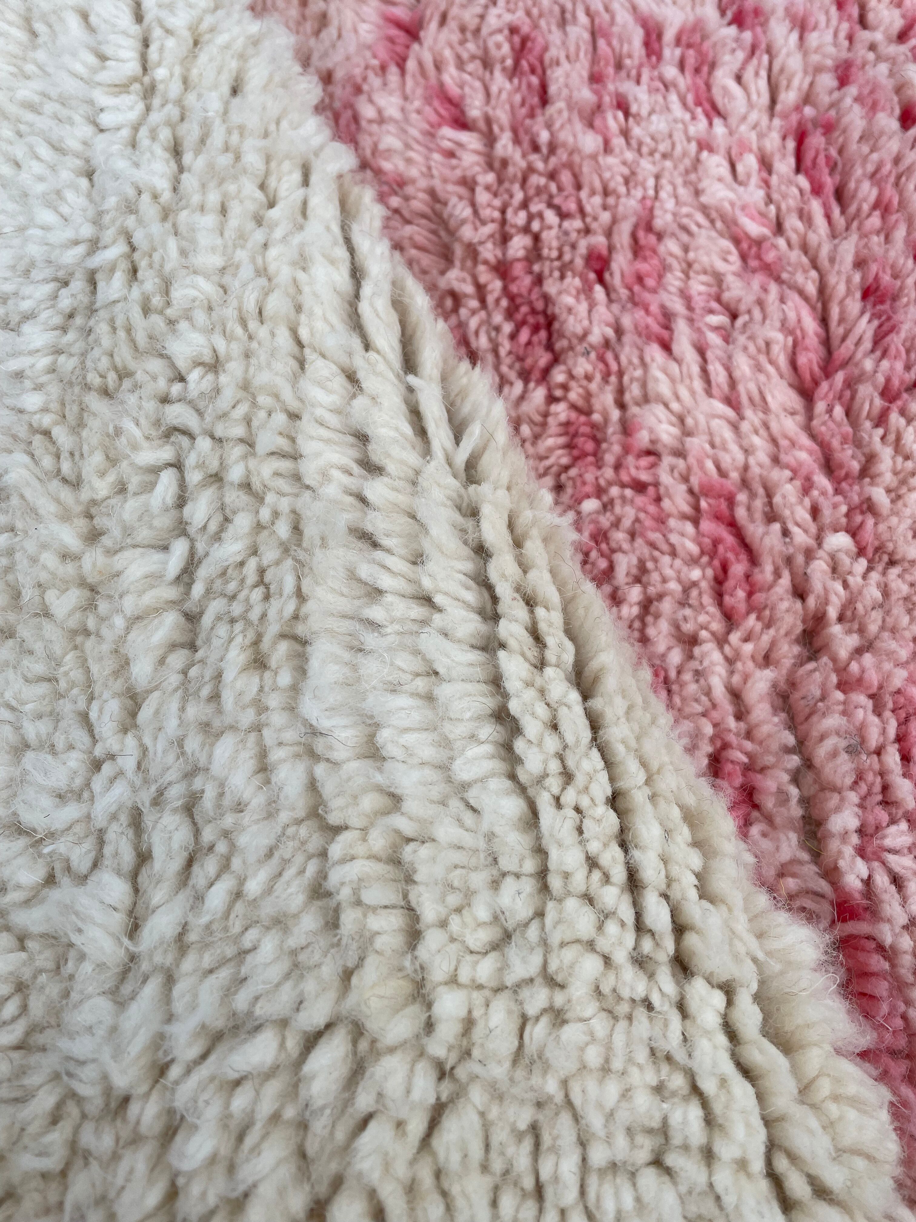 Moroccan carpet 200x290 cm