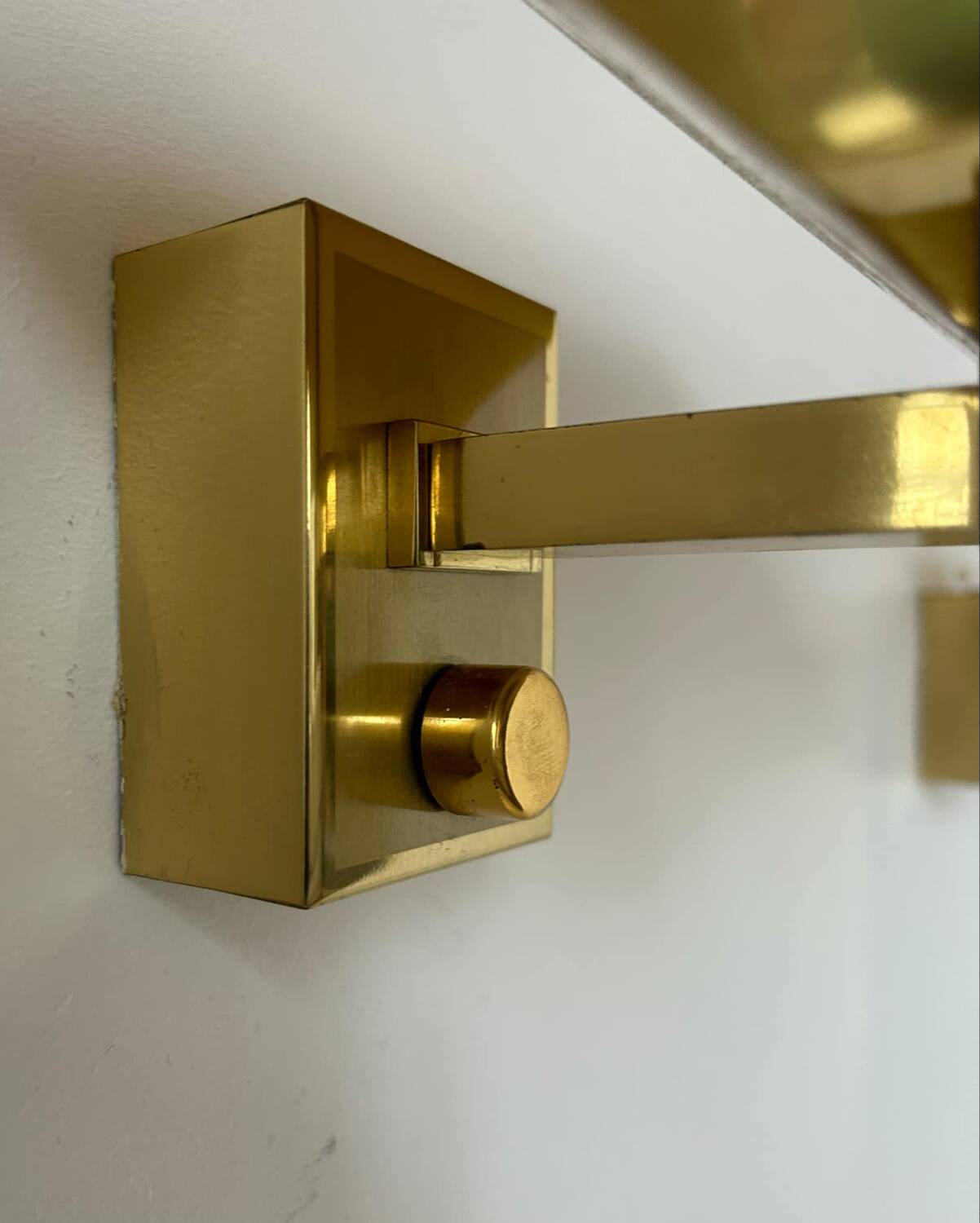 Pair of vintage wall lights, brass, Italy 1970