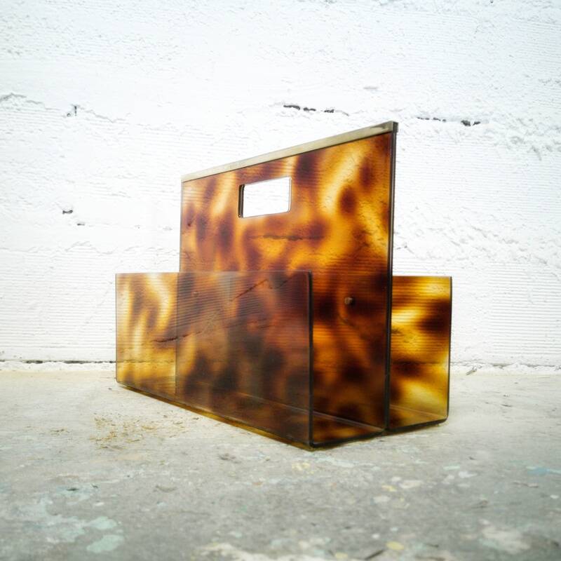 Vintage magazine rack in plexiglass and brass