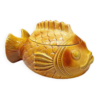 Old tureen yellow fish earthenware Sarreguemines France Slip