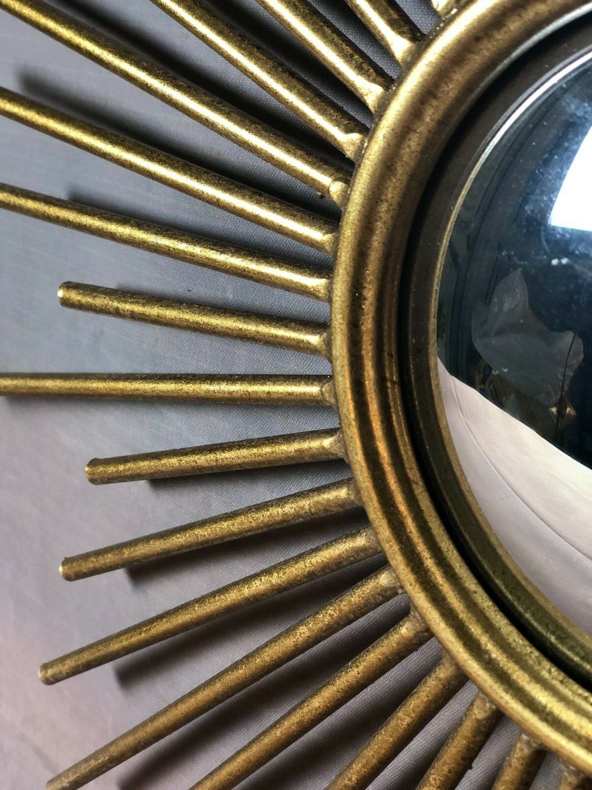 Vintage domed sun mirror in golden metal  46,5x46,5cm