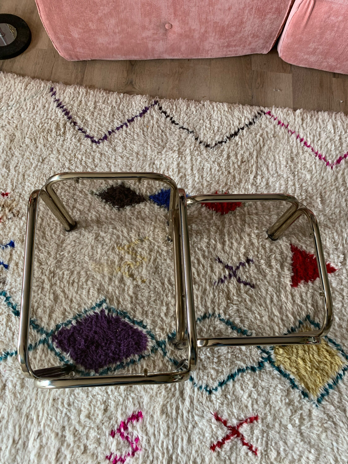 Duo of pull-out tables