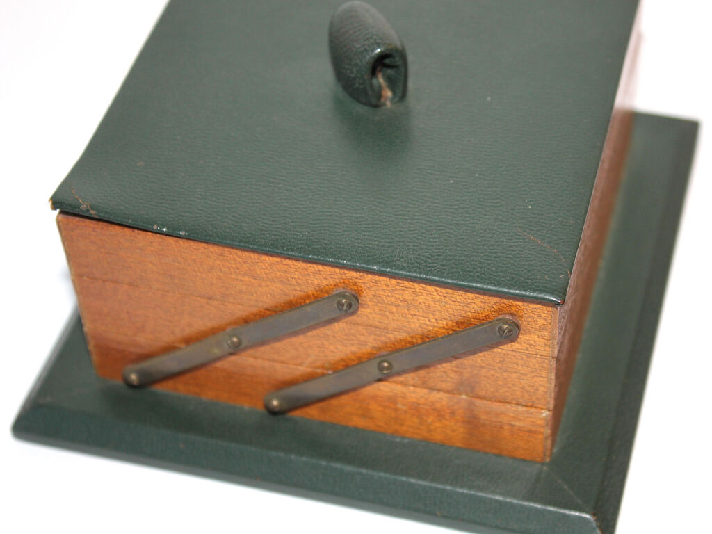 Box cigarettes from the 1950s