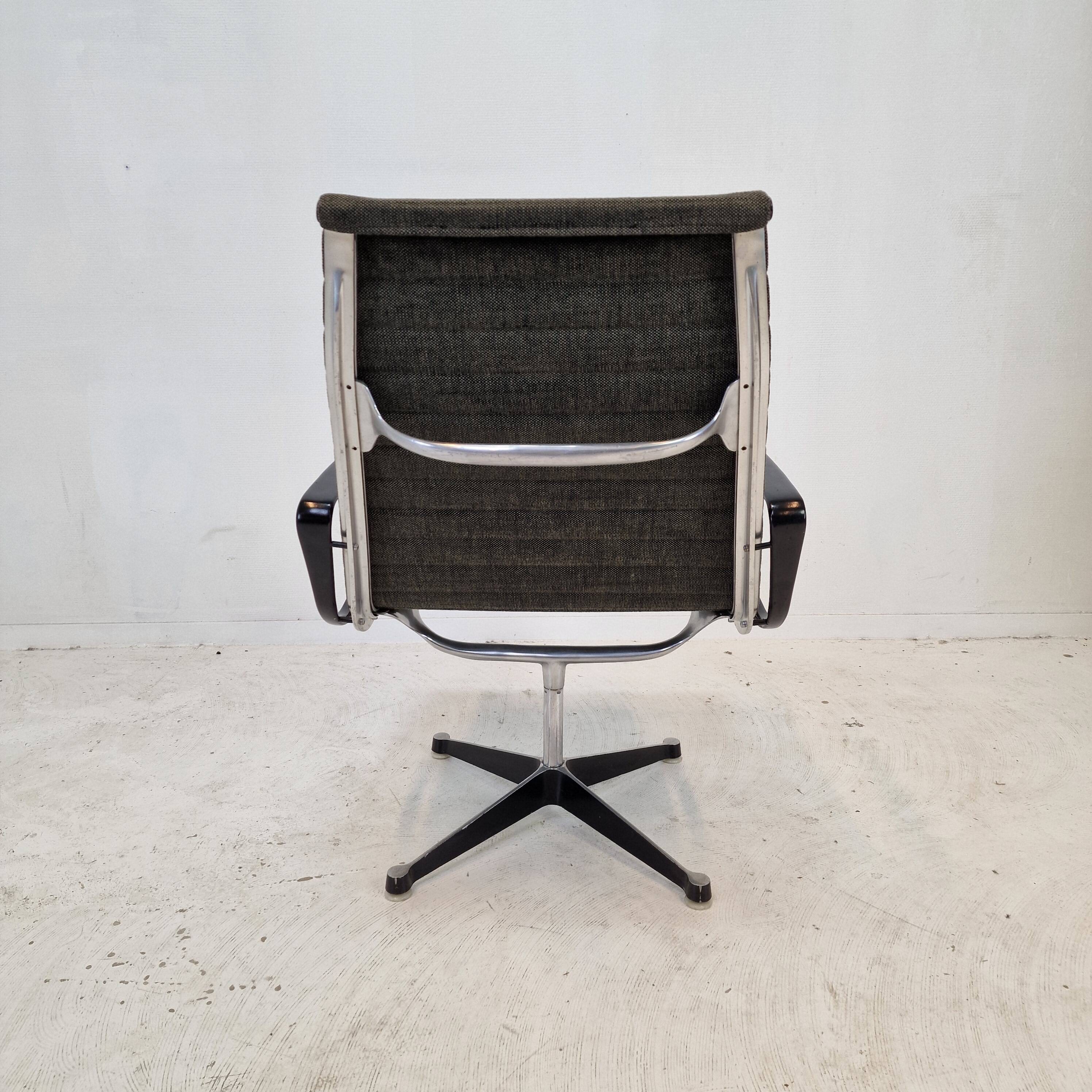 Model EA 116 Chair by Eames for Herman Miller, 1960's