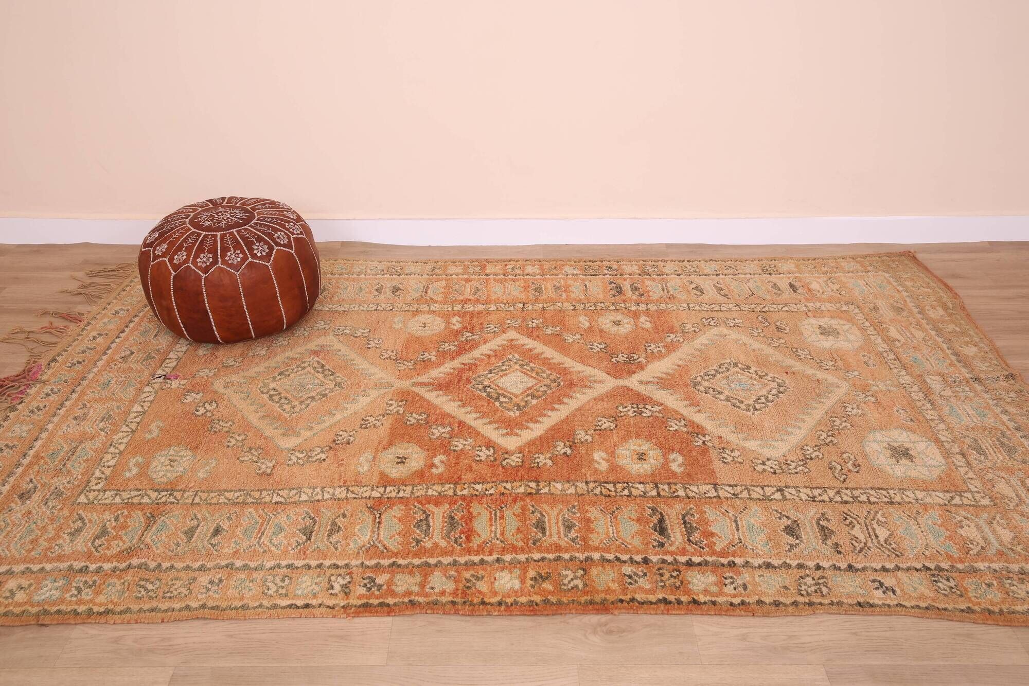 Peach Vintage Moroccan Rug 173 x 277 cm, Berber Wool Rug, Handmade Rug Boho