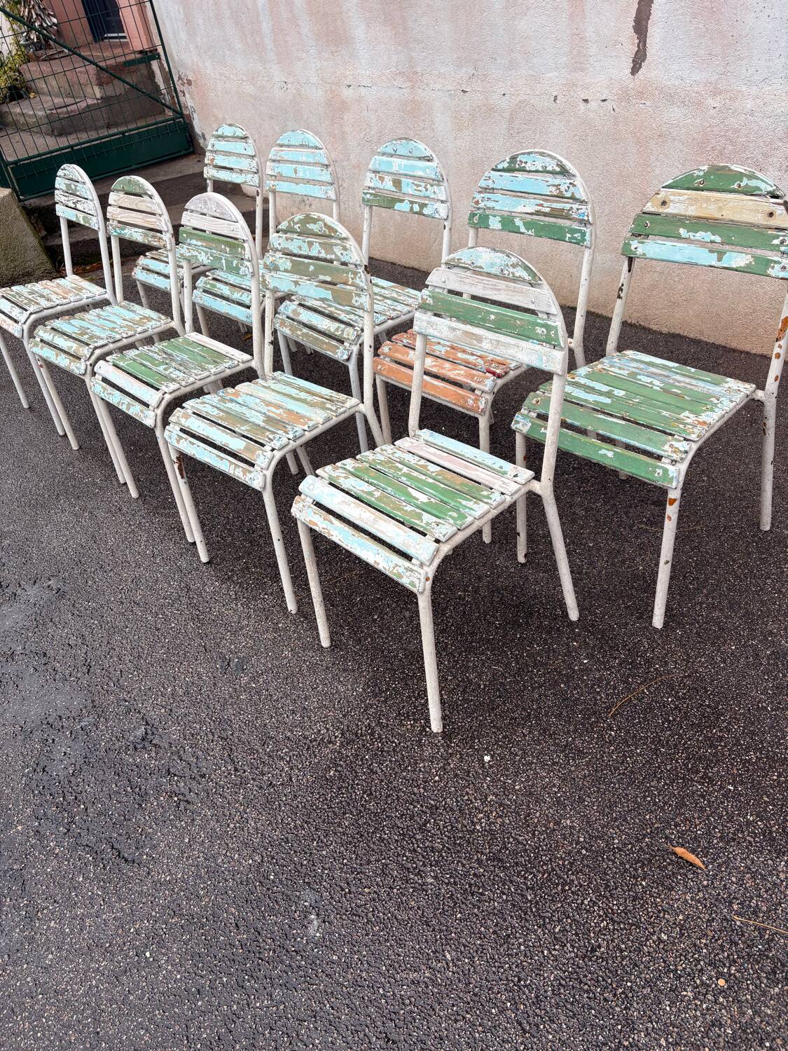 10 chaises de terrasse champêtre 