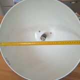 Suspension industrielle bleue