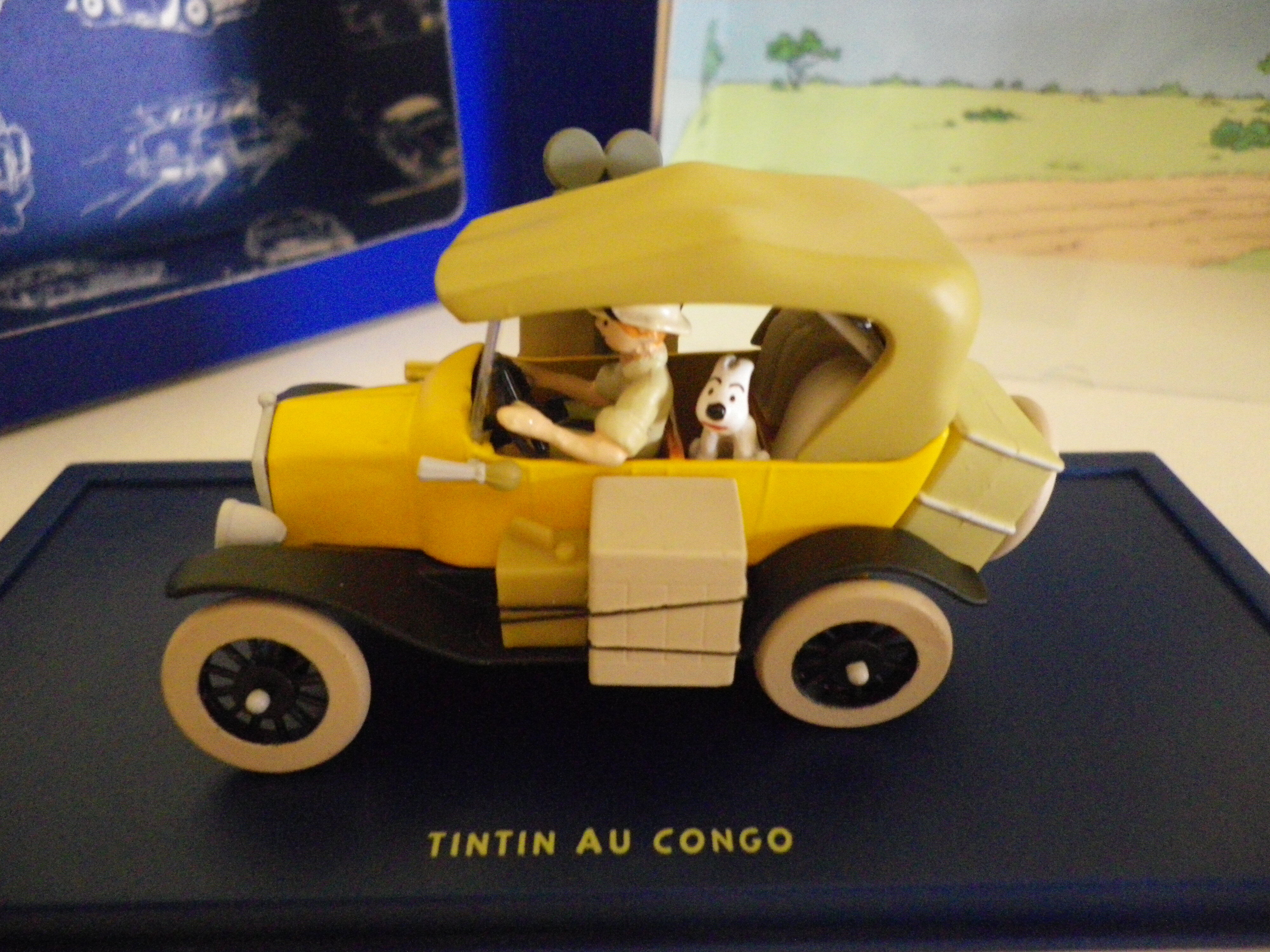 Lot of 5 Tintin collection cars, 1/43rd, original cases