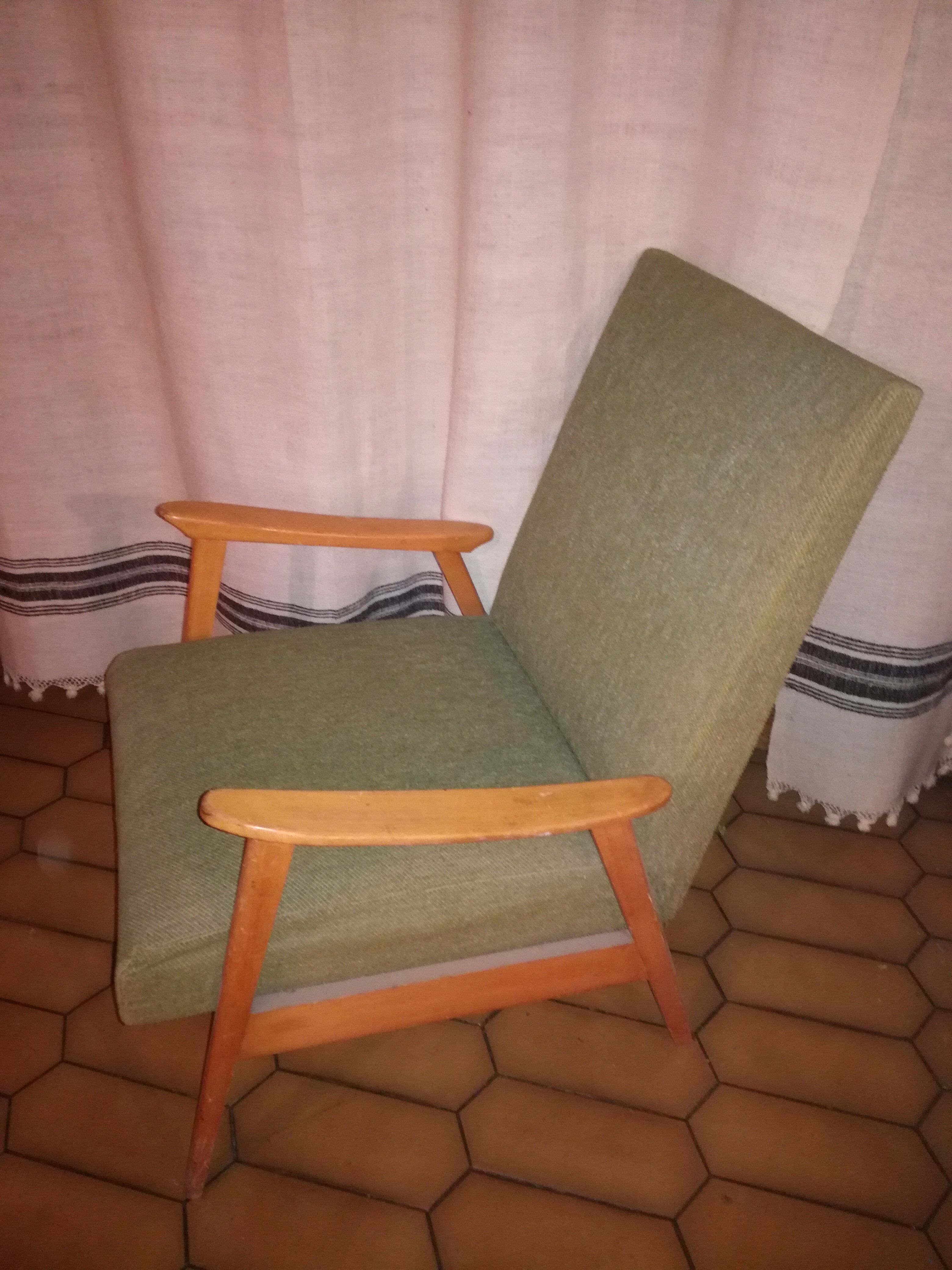 Armchair 50's scandinavian khaki