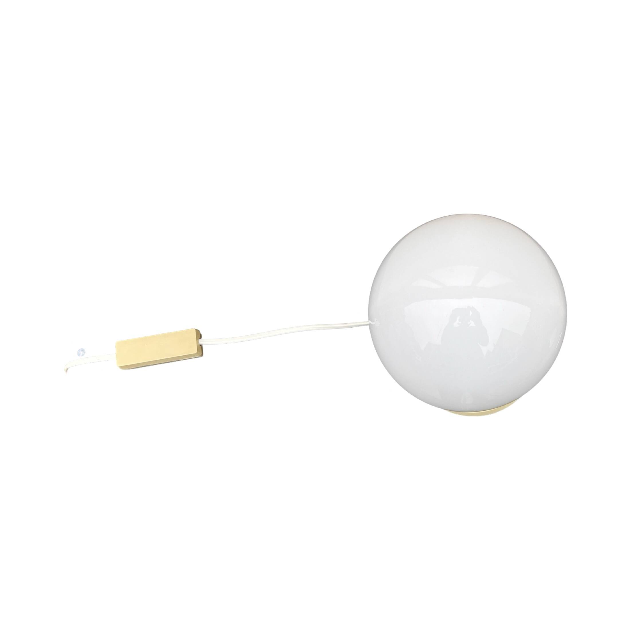Lampe de nuit Elektroinstal JILOVE, Tchécoslovaquie, années 1970.