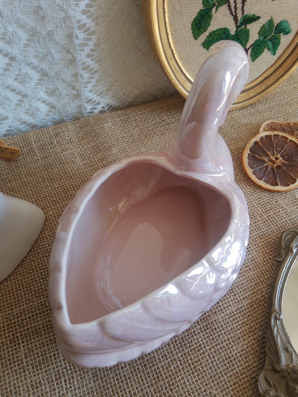 Sia Vintage Pink Pearl Swan Shaped Planter