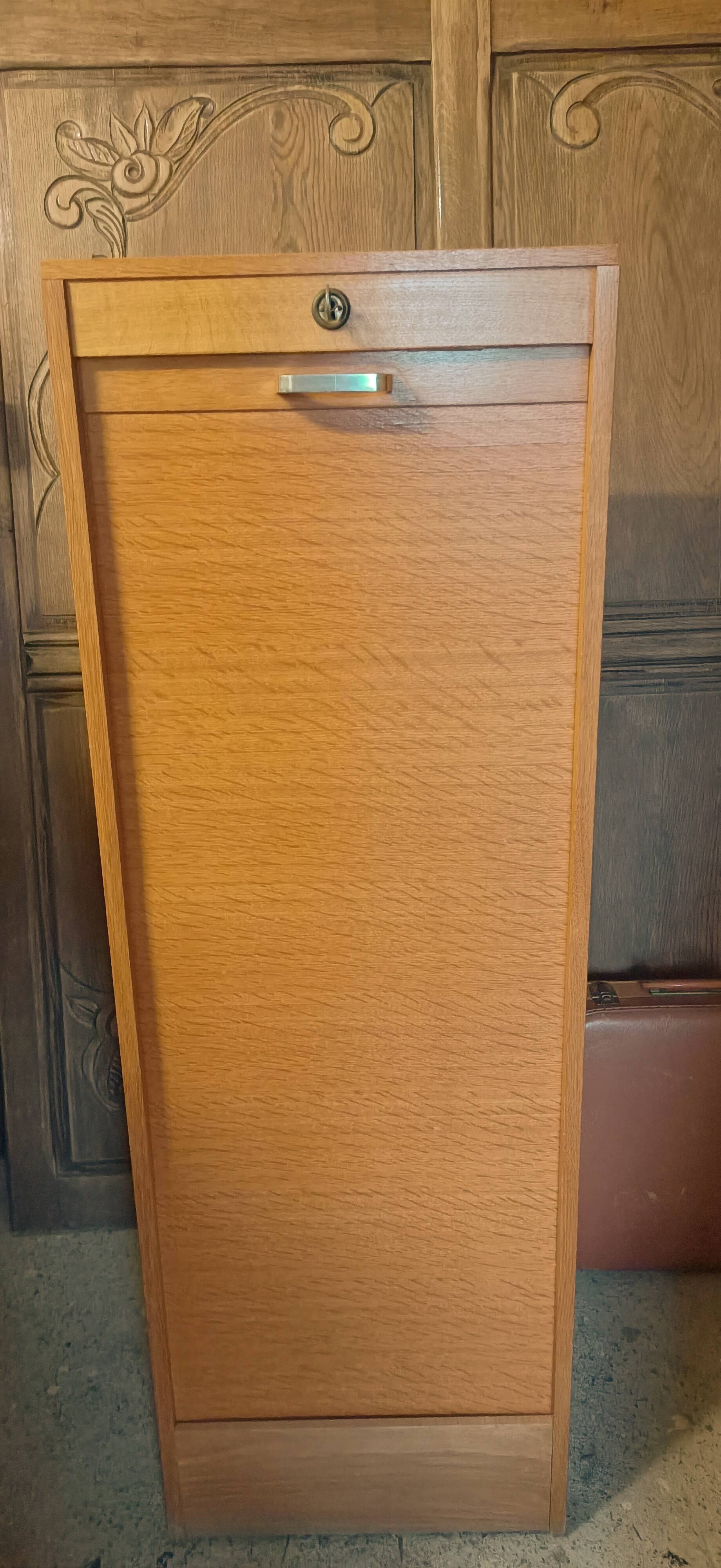 Vintage curtain binder