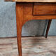 Bureau d'apparat louis xv en bois clair vers 1800