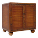 Buffet vintage en rotin et cuir - 2 portes - coffre à pieds boules