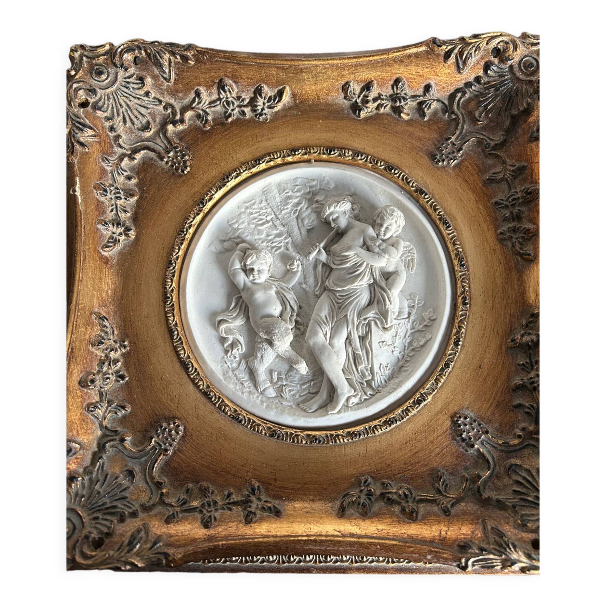 Bas-relief frame