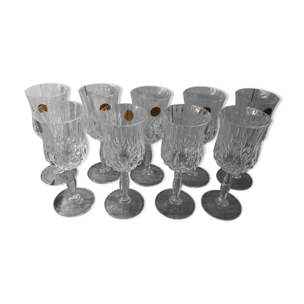 Ensemble de 9 verres à vin en cristal