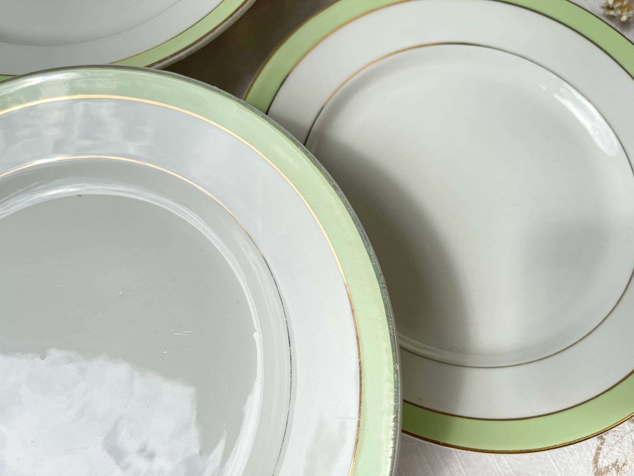 6 Vintage French Orchies "VILLARS" dinner plates 1950 white green gold