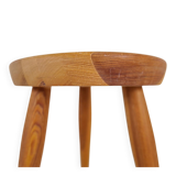 Modern Scandinavian Sculptural Stool in Pine, Sweden, 1970s
