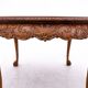 Table ancienne sculptée, Europe occidentale, vers 1910.