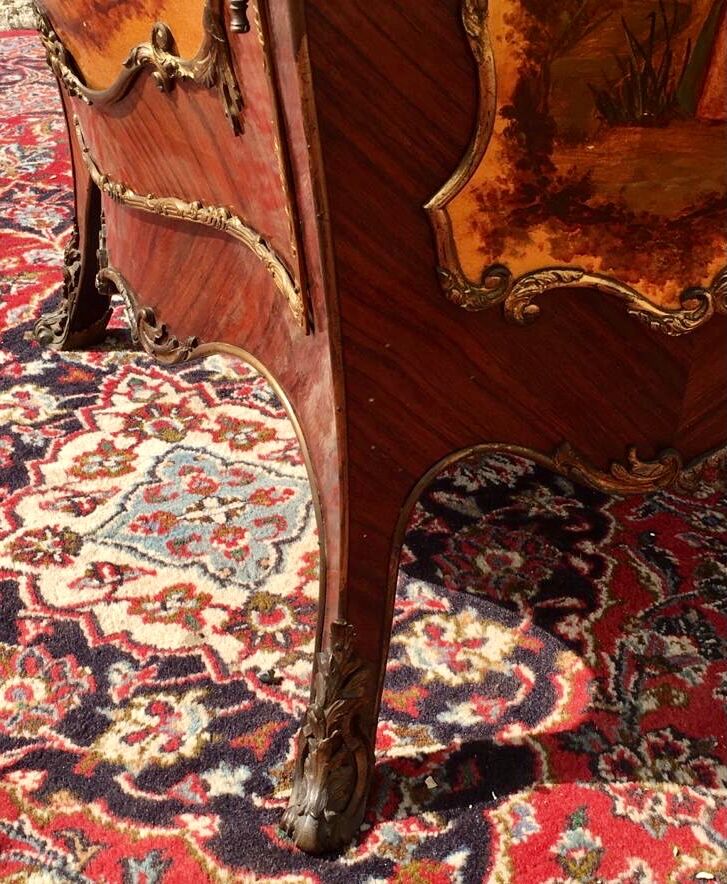 Display Case in Marquetry & Martin Varnish Napoleon III Louis XV Style