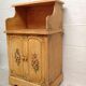 Paire de meubles vintage en bois décor floral