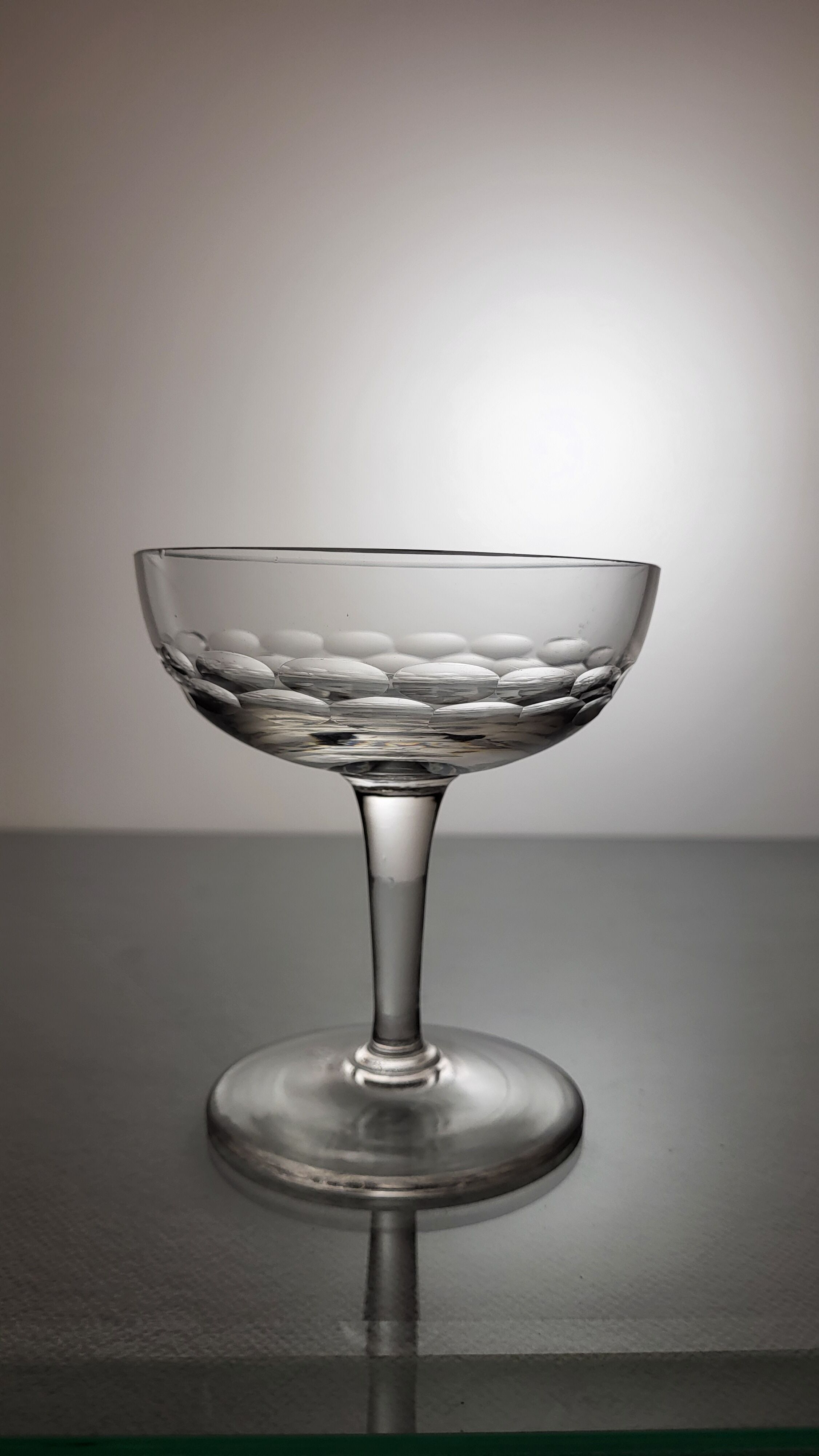 Set of 7 blown glass champagne glasses
