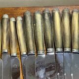 Set de 24 couteaux bakelite acier inoxydable en coffret