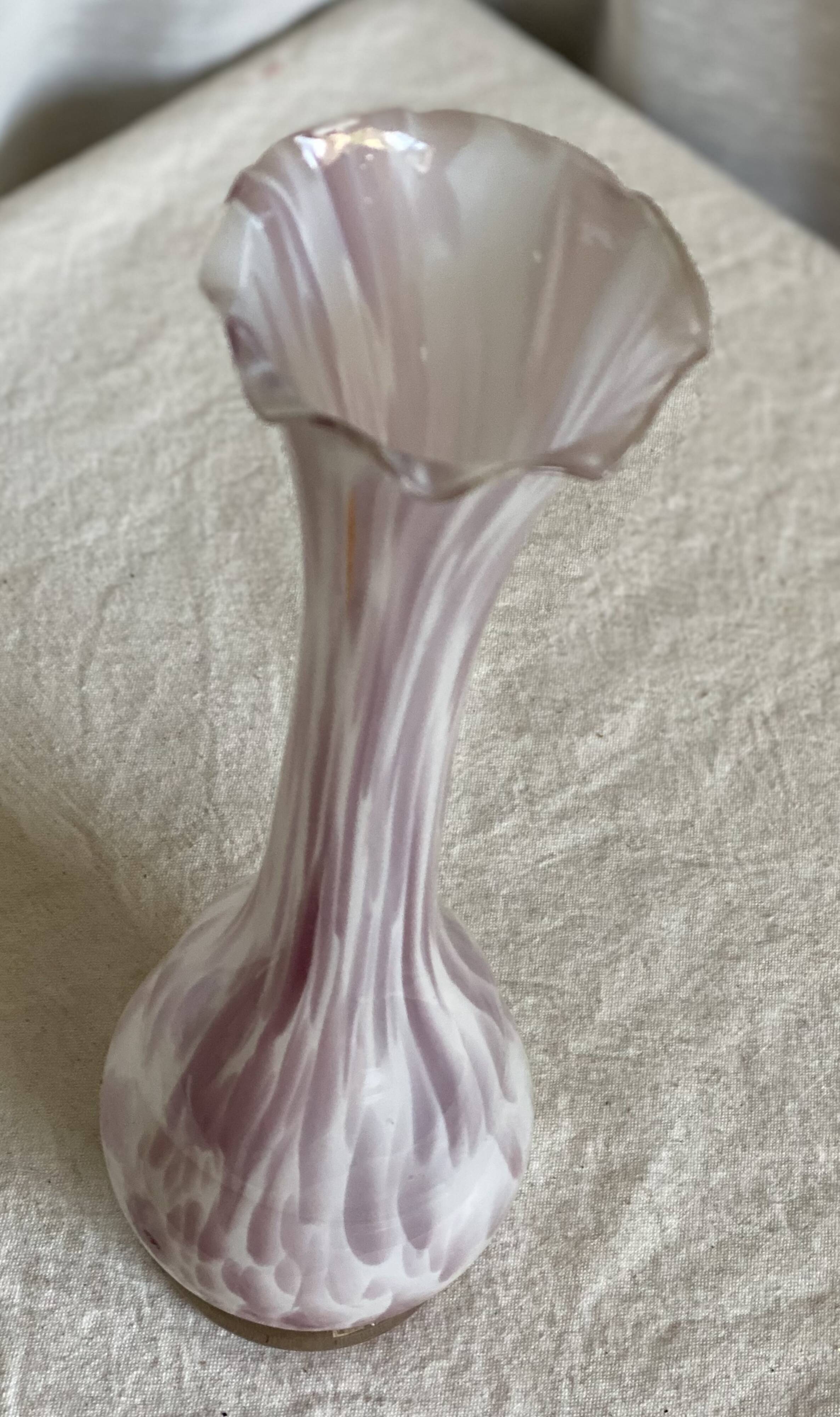 Clichy vase 1900 speckled opaline white and pink