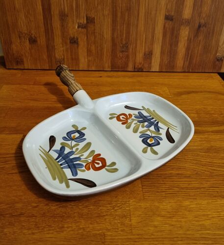 Faience aperitif dish by Desvres GF Gabriel Fourmaintraux Décor Chaumière