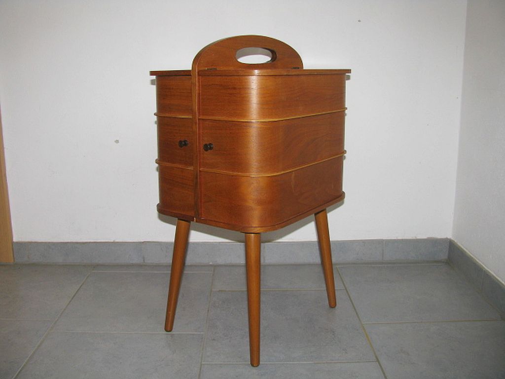 Travailleuse en teck asystent 1960/70s