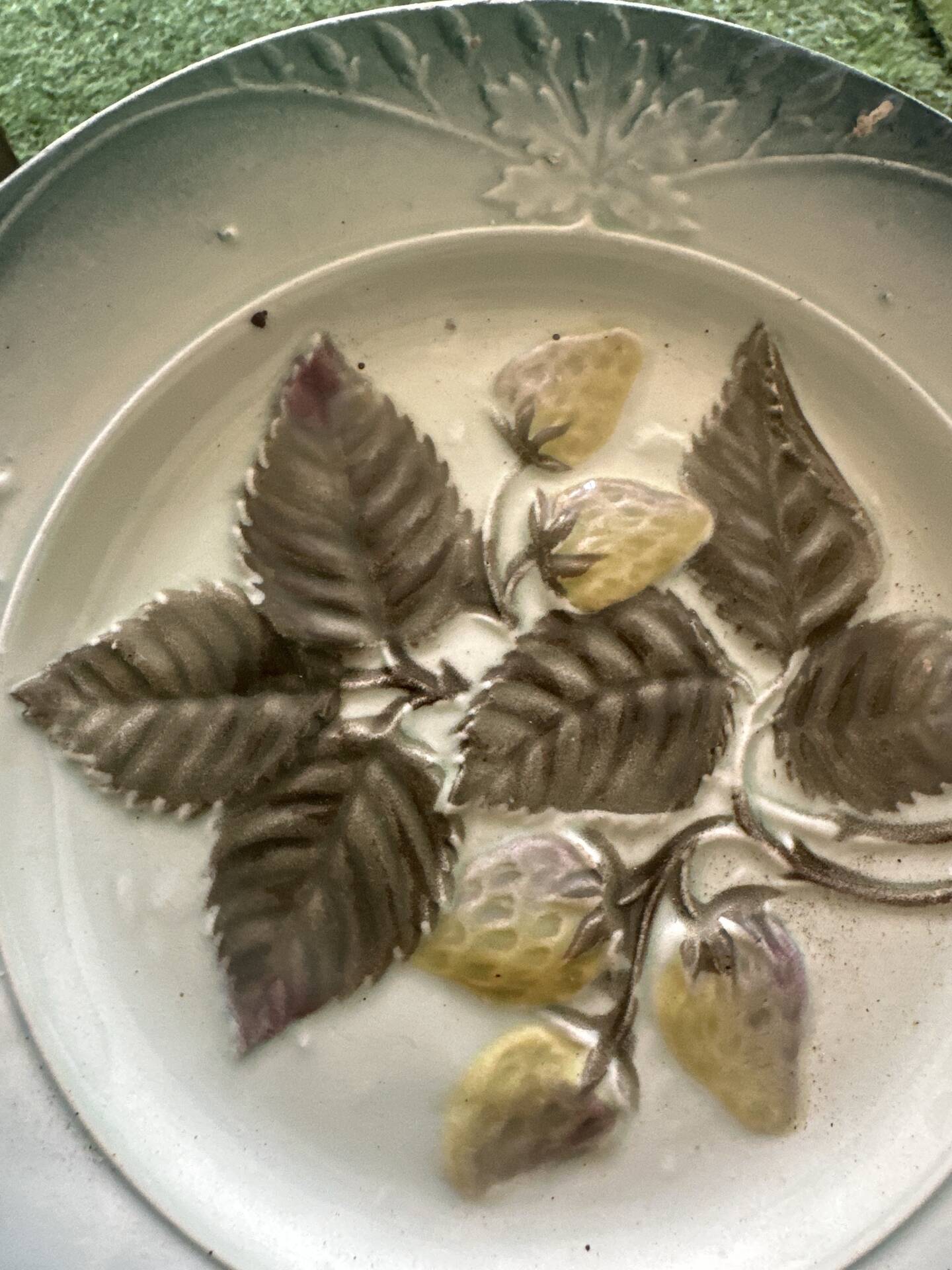 Ensemble de 4 Assiettes à dessert en Barbotine