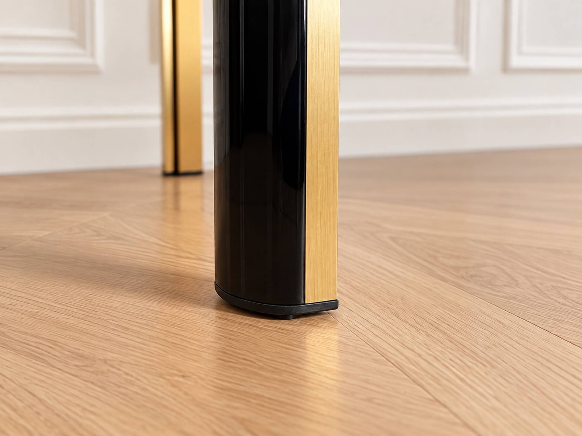 Vintage black and gold console with two glass shelves – 70s/80s