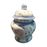 Chinese porcelain pot