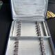 Coffret de 24 couteaux art déco lame inox et manche corne