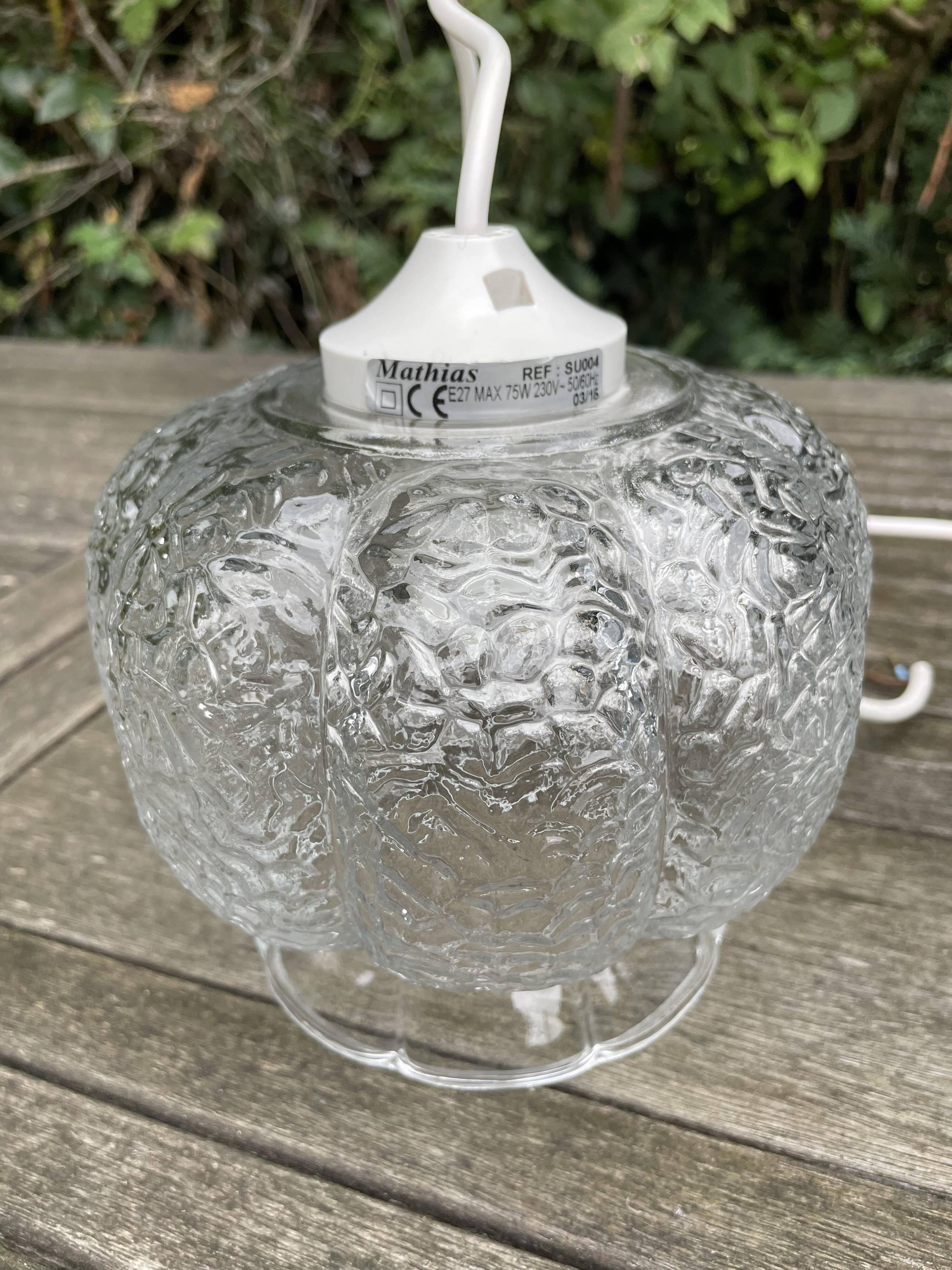 Double Mathias pendant lights ref SU004 in transparent glass in relief corolla shape
