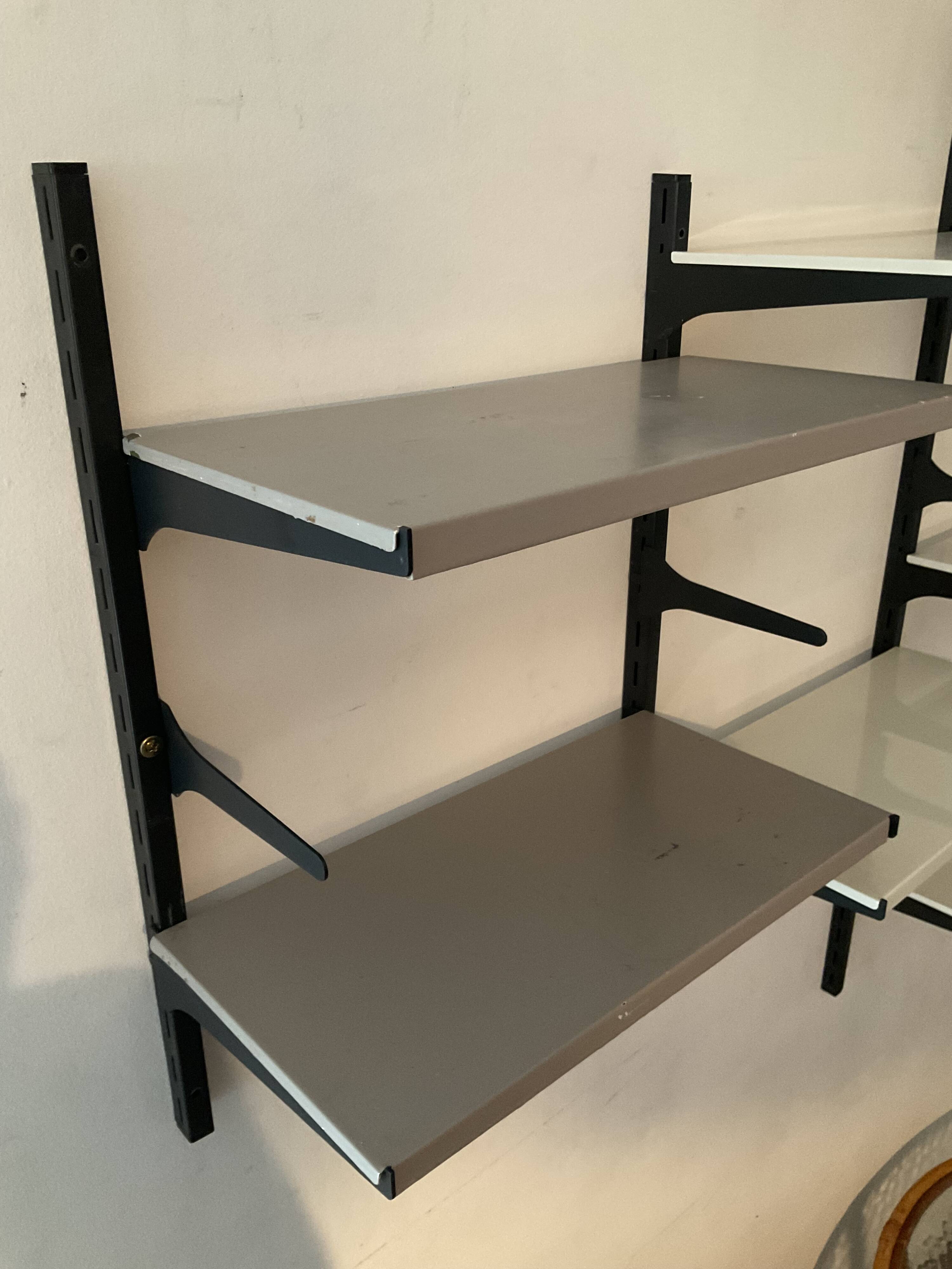 Modular Tomado shelf from the 1970s