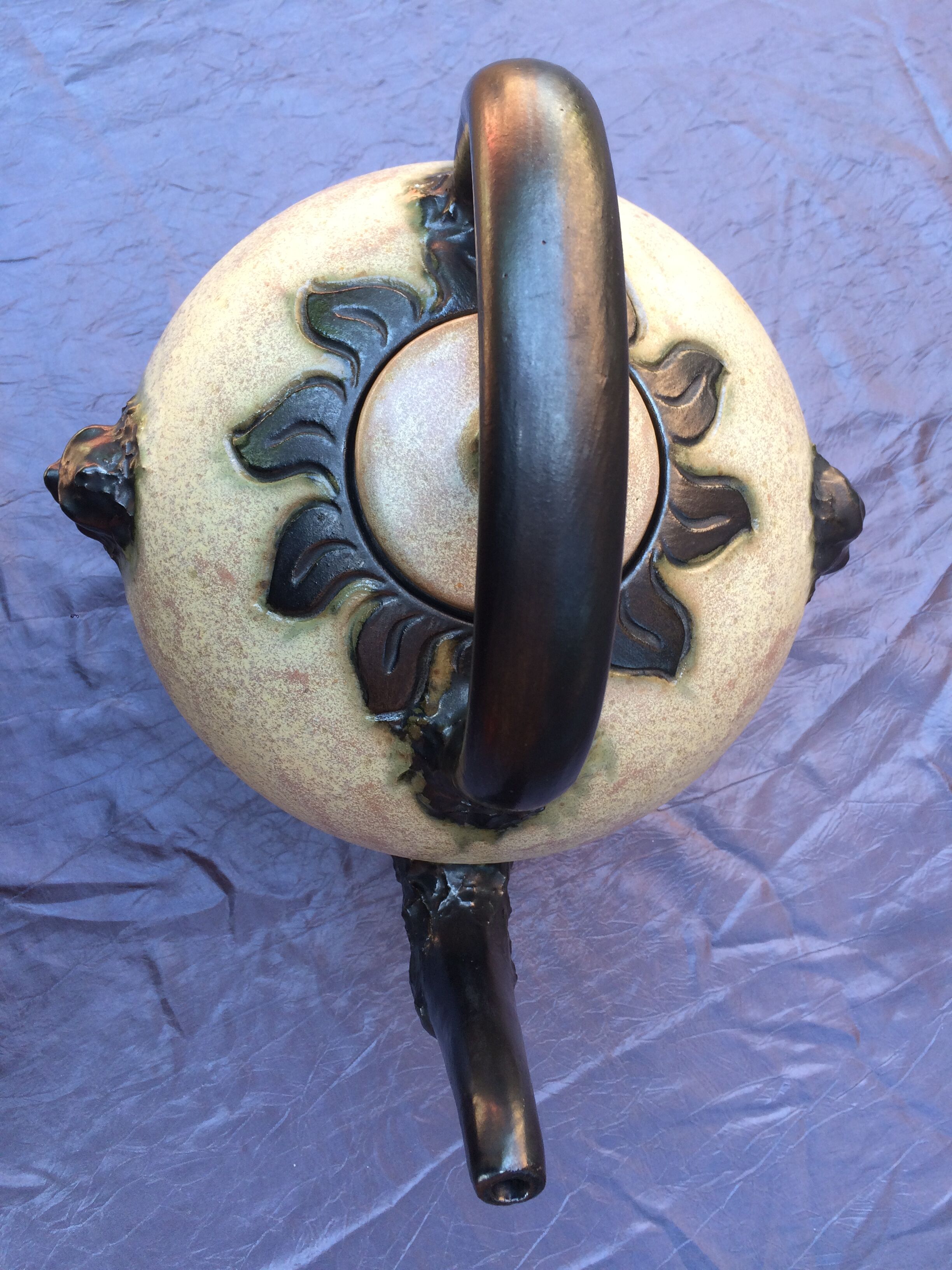 Art teapot by Sylvain Sttublet